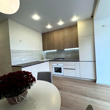 Панаса Мирного вул., 16/1