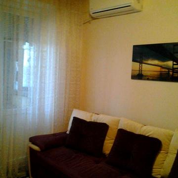 Сдам 1-ком на ул.Калиновой середина