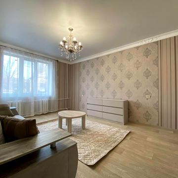 Гагаріна, 10