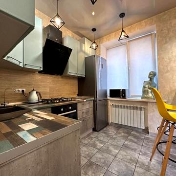 Єврейська вул., 5