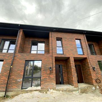 Таунхаус с міськими комунікаціями