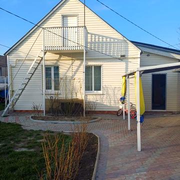 Відродження вул.