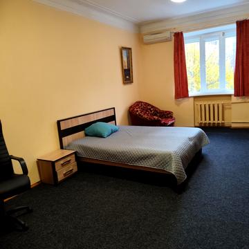 Загорівська вул. (Багговутівська), 30