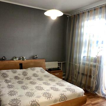 Героїв бульв., 13