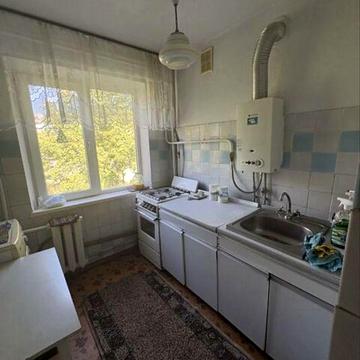 Оренда 3-х кім квпртири 3/5 Космонавтів / Електронна