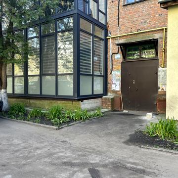 Небесної сотні, 12