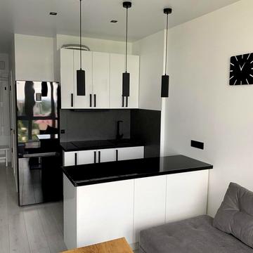 Шкільна вул., 73 А