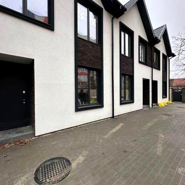 Центр Ірпеня просторий таунхаус