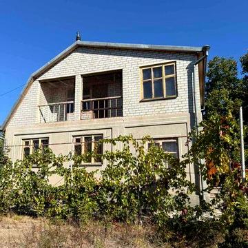 Продам будинок в тихому місці