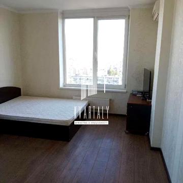 Богатирська вул., 6-А