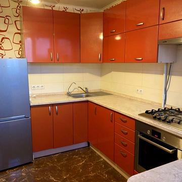 Володимира Івасюка просп. (Героїв Сталінграду), 27-А