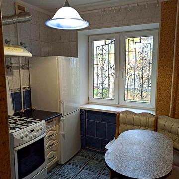 Здається 2-кімнатна квартира. Вулиця Новомістенська.