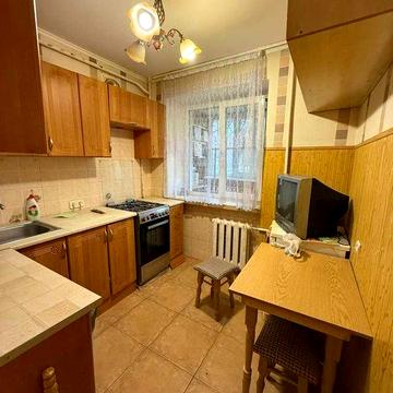 Квартира по Проспекті Миру, хороша локація, готова до заселення