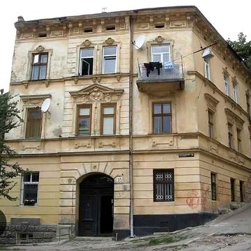 продаж 1 кімнаткої квартири в центрі