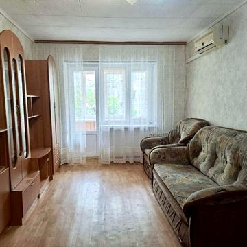 Сдам 3-комнатную квартиру  р-н 9 школы