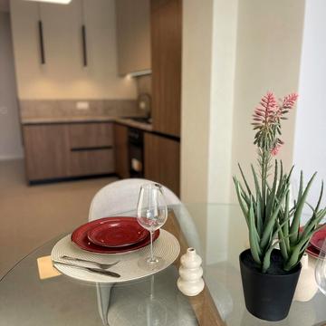 Миру вул., 12