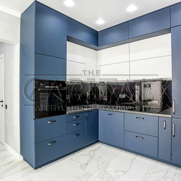 Зарічна вул., 6