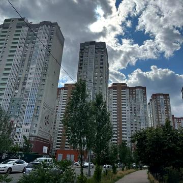 Бориса Гмирі вул., 18