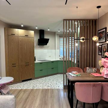 Глинська вул., 56