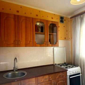 Князя Володимира Великого просп., 87