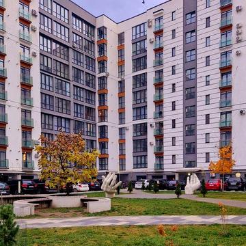 Продам 2 кімнатну на Липках ЖК Липки