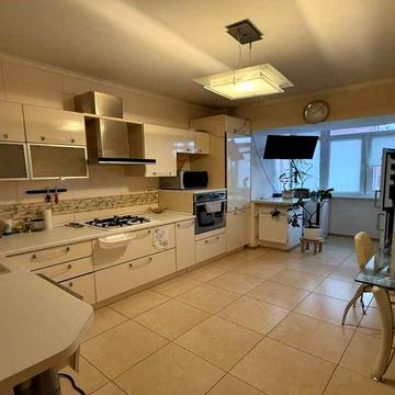 Оренда дворівневої квартири в Центрі міста. МОЖНА З ТВАРИНАМИ