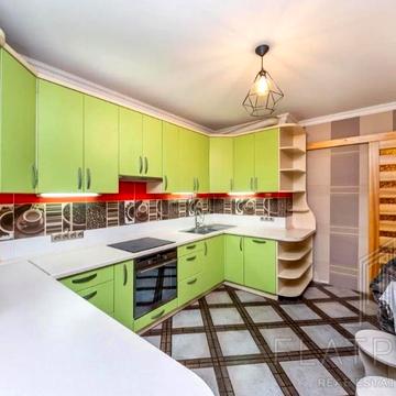 Васильченка вул., 3