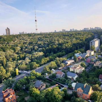 Петропавлівська вул., 40