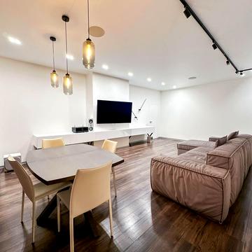 Олександра Поля просп. (Кірова), 16