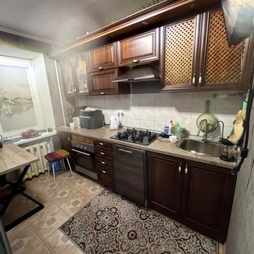 Сковороди вул., 14