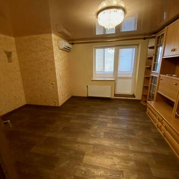 Продаж 3к Квартира Селянська вулиця