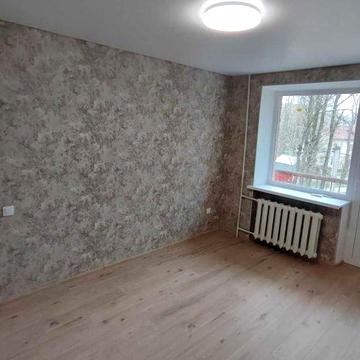 ТЕРМІНОВО Новий ремонт, середній поверх 45м2