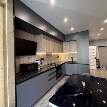 Сімейна вул., 5