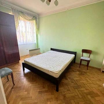 Продаж 2-кім квартири по вул Коперника