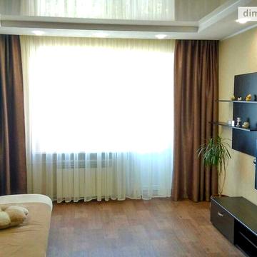 Довгострокова оренда 1к Квартира Драгоманова Михайла вулиця