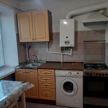 Тернопільська вул., 3/1