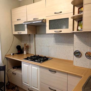 Академіка Корольова вул., 47/1