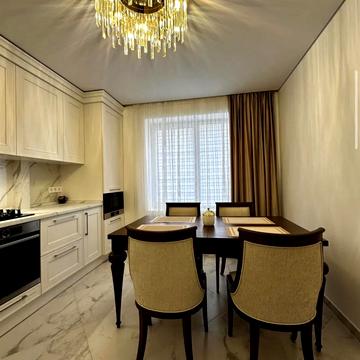 Володимирська вул., 90