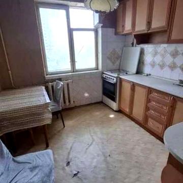 Георгія Гонгадзе просп. (Радянської України), 22