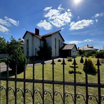 Будинок з найкращим розташуванням в Солонці