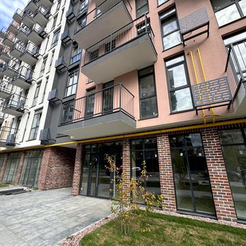 Під Голоском вул., 4