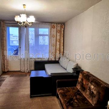 Лісовий просп., 17