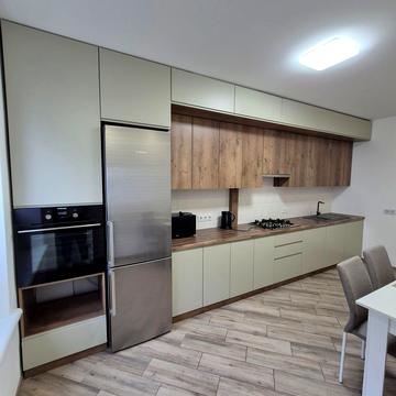 Василя Стуса вул., 38