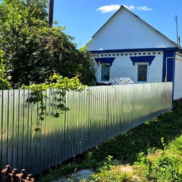 Дружня-продам будинок газифікований. Терміново !!! Ціну знижено.9 з ді