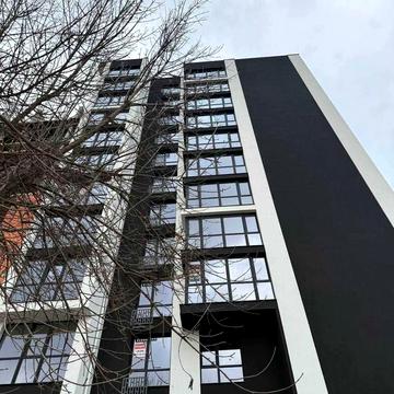 Романа Левицького вул., 3