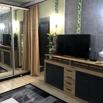 Ярослава Гашека бульв., 22