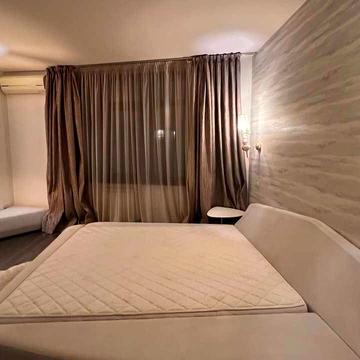 Миколи Ушакова вул., 1-В