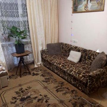 Комунальна квартира на низькому поверсі