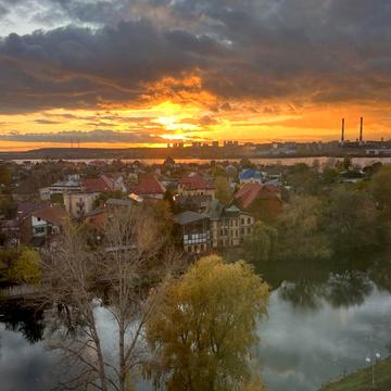 Центральна вул., 21-Б