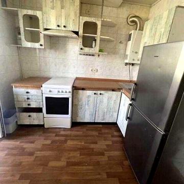 У продажу однокімнатна квартира в центрі